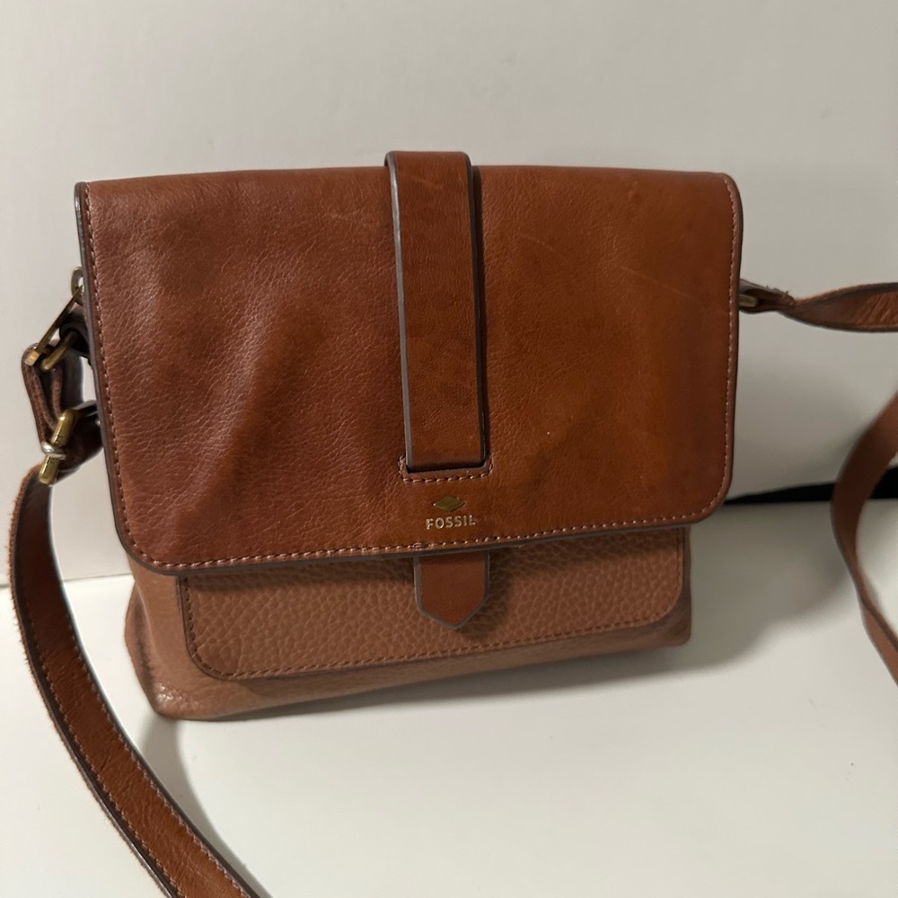 Fossil Kinley Small Crossbod